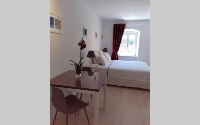 Comfortable studio in old town