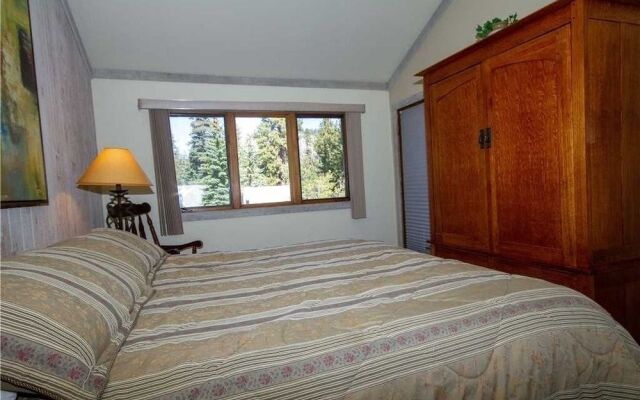 Mountainback #12, Loft