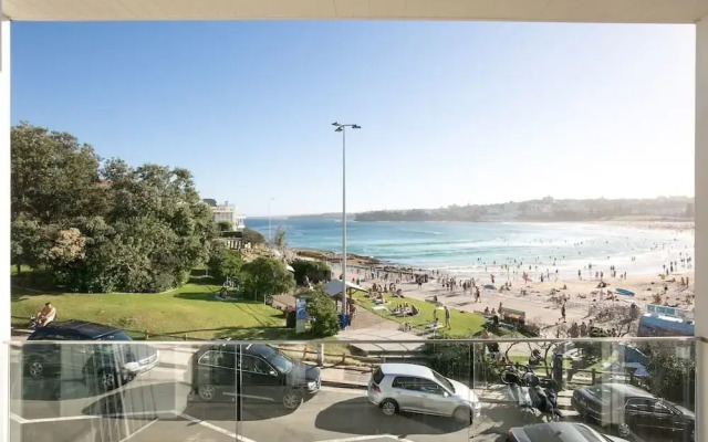 Bondi Vista Beachfront Apartment
