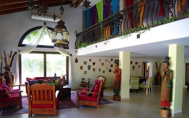 La Concha Beach Hotel & Club