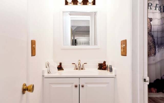 Bear Mountain Views #2235