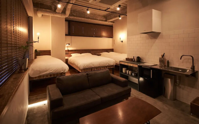 mizuka Imaizumi 5 - unmanned hotel