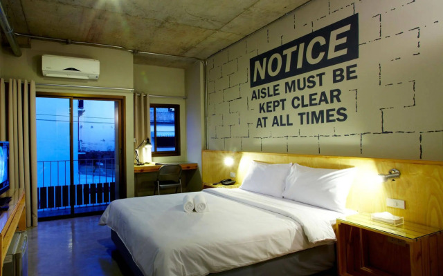 Siri Oriental Bangkok Hotel