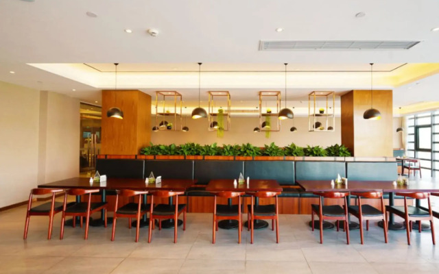 Yitel Shanghai Huaxin