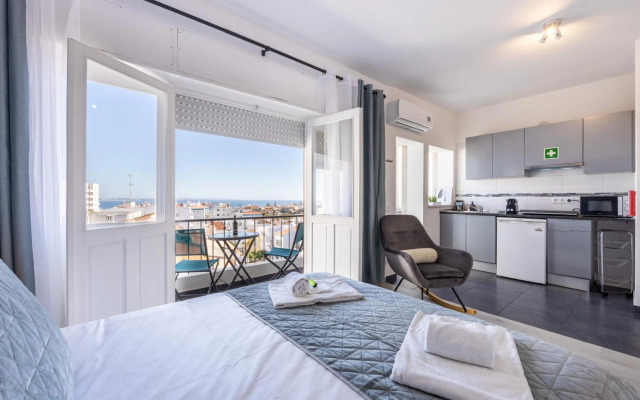 Stay on Top Apartments