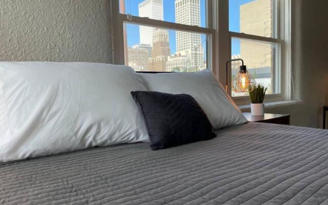 Boutique Apartment in Downtown
