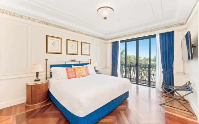 Imperial Hotel Gold Coast