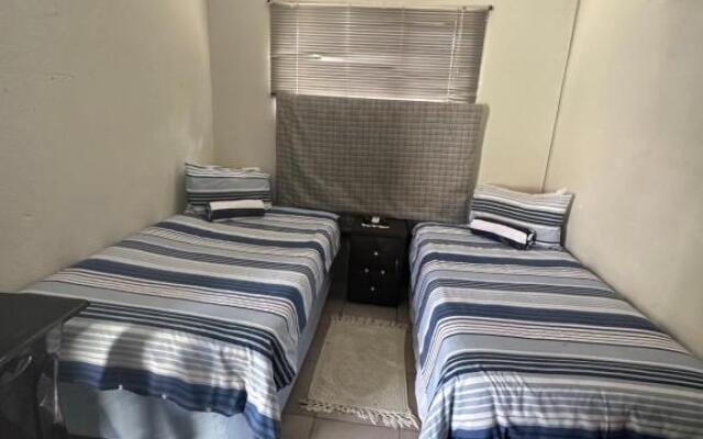Sleep Easy Guest House