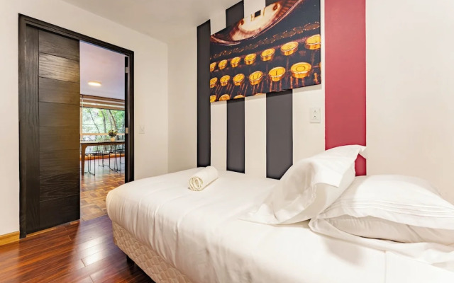 Parques Condesa Apartments by VH