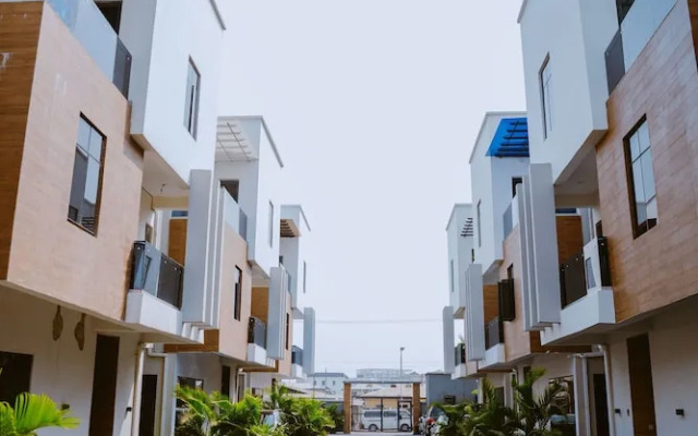 Luxury 4-Bed House in Victoria island Lagos