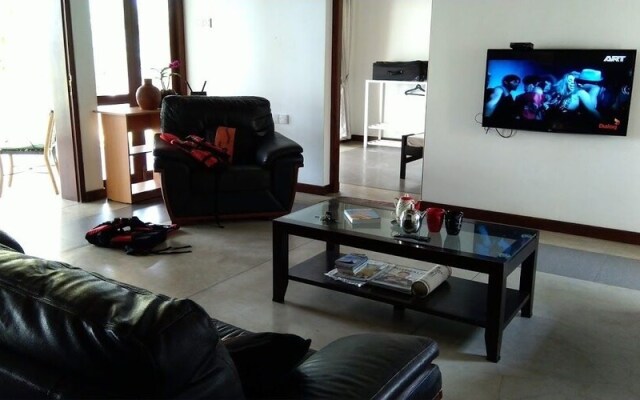 Negombo Holiday Home