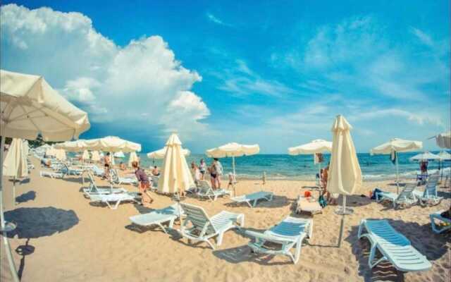 New & Stylish Sun Break Apartment in Sveti Vlas