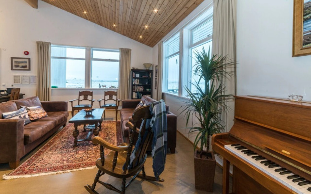Álftröð Guesthouse