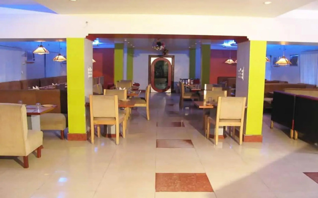 Hotel Saptaparna