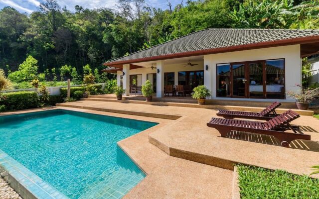 Aster Pool Villa in Rawai