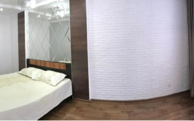 Apartment Alikhanova 38/3