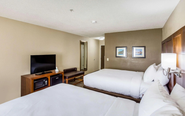 Comfort Inn Charleston South Charleston, WV