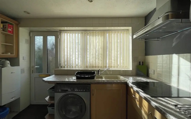 Sheffield's 3BR Retreat
