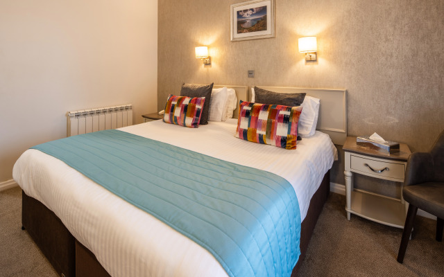 The Monterey Hotel, Sure Hotel Collection by Best Western