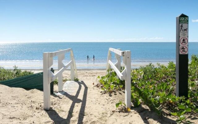 The Beachside Cottages