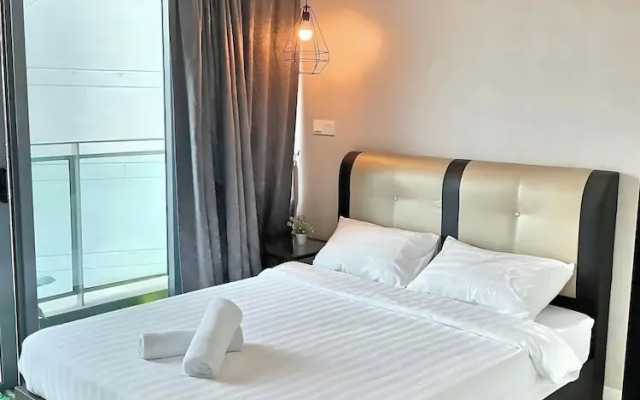 Summer suites klcc By Regal Homes