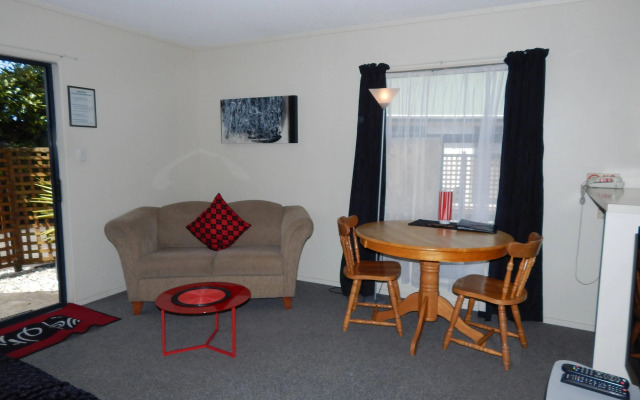 Cheviot Park Motor Lodge