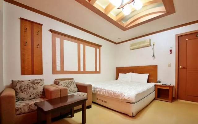 Gaeul Hotel