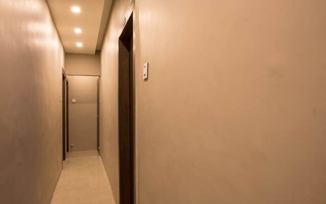 OYO 11657 Hotel SVL Inn
