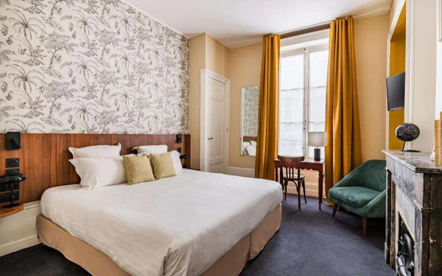 Globe et Cecil Hôtel