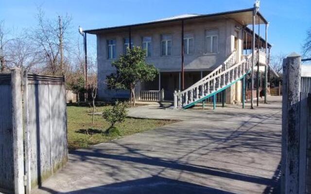 Guest House Tabidze