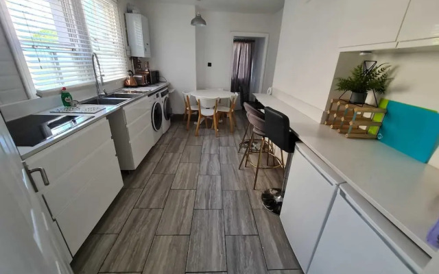 3-bed House in London Self-contained in Ladywell
