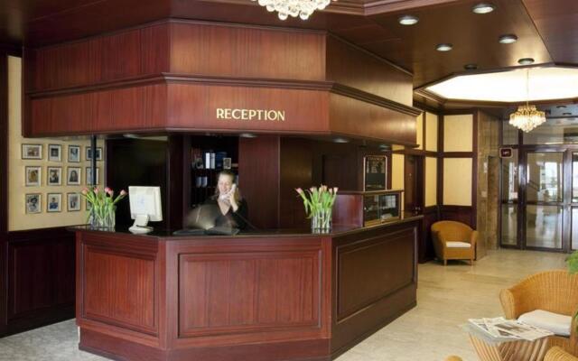 TOP Hotel Post Frankfurt Airport