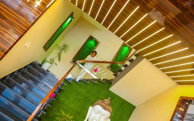 Aashirwad Hotels & Resort