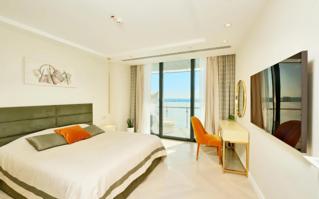 Sun Apartments АК Карат 17
