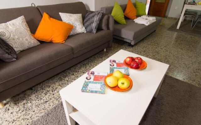 Apartamentos Puerto Valencia