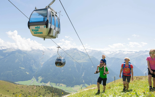 Chalet Freiblick Kleinhaid, Hollersbach