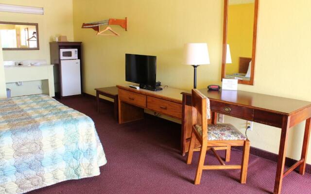 Westworld Country Inn