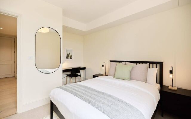 The East London Mile Classic - Stunning 2bdr Flat
