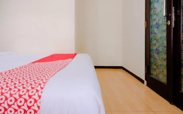 OYO 2376 Tiara Residence Syariah