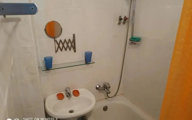 Room On Ardzinba 5
