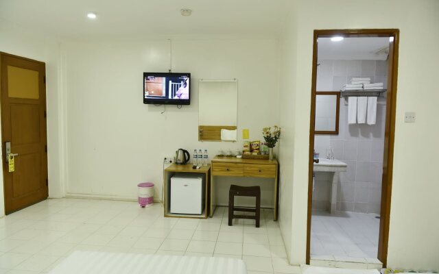 Jade King Hotel