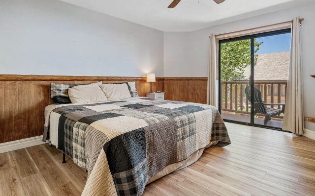 Big Bear Lakefront Lodge