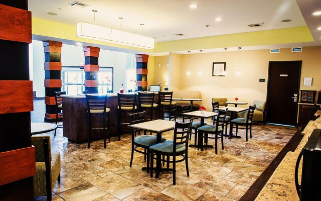 Three Rivers Inn and Suites - Three Rivers