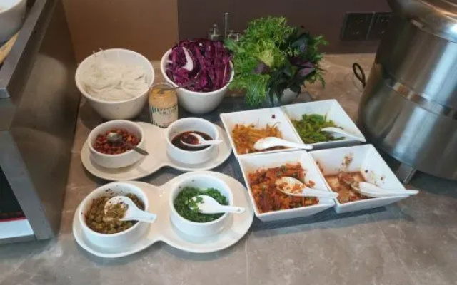 Homeinn · neo (Guilin High-Speed North Railway Station) – Meal – Guilin