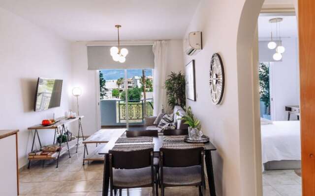 Phaedrus Living Harmony Seaview Flat
