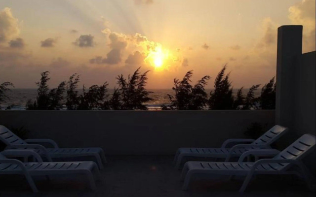 Meri Maldives