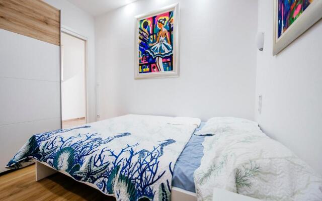 Boutique Villa Nirvana 2, Proboj 25