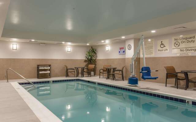 Hampton Inn & Suites Knoxville Papermill Drive