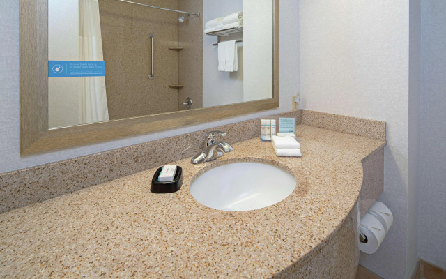 Hampton Inn & Suites Bremerton