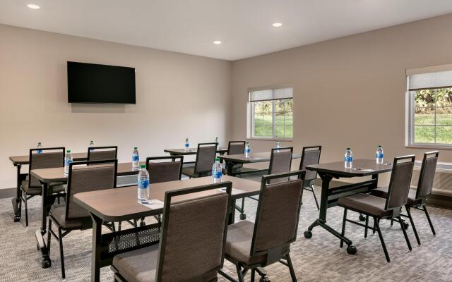 Candlewood Suites Springfield